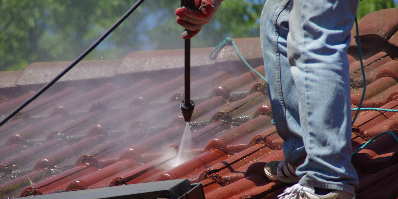 Roof Washing in Charlotte, North Carolina